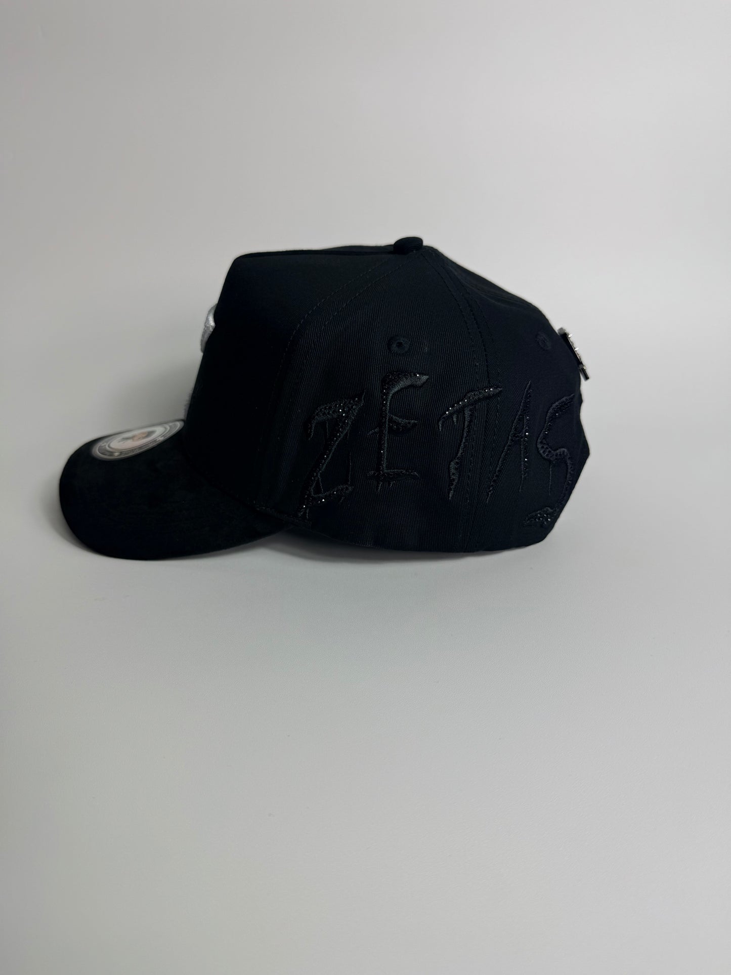 .EL LAZCA DE LOS Z BLACK SNAPBACK WITH SUEDE BRIM ⚠️PRE ORDER / PRE VENTA ⚠️