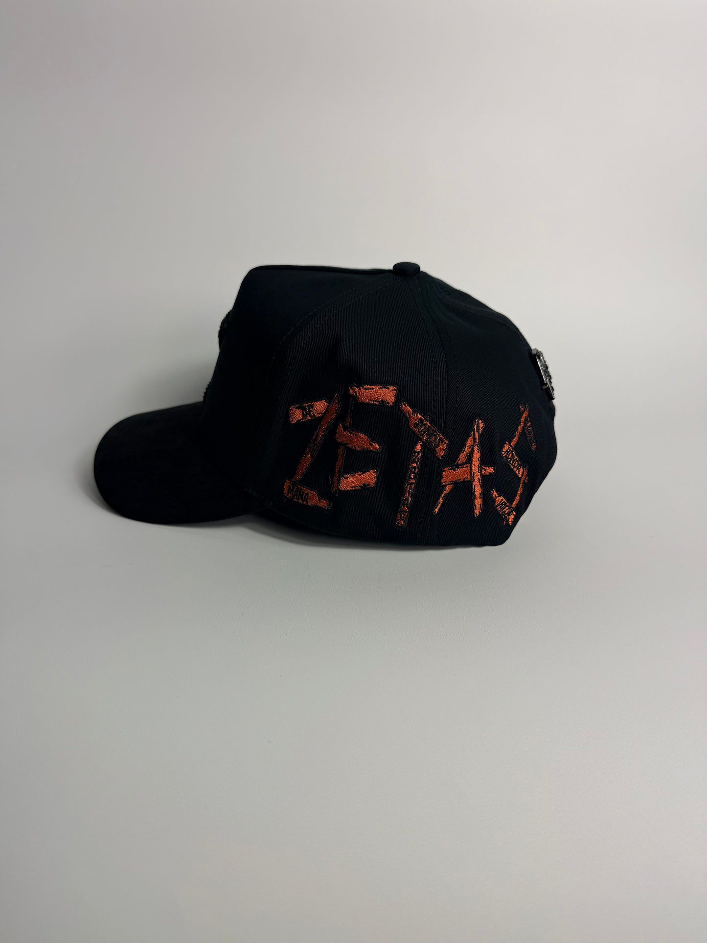 .LA ARDILLA VERSION 2 BLACK SNAPBACK WITH SUEDE BRIM ⚠️PRE ORDER / PRE VENTA ⚠️