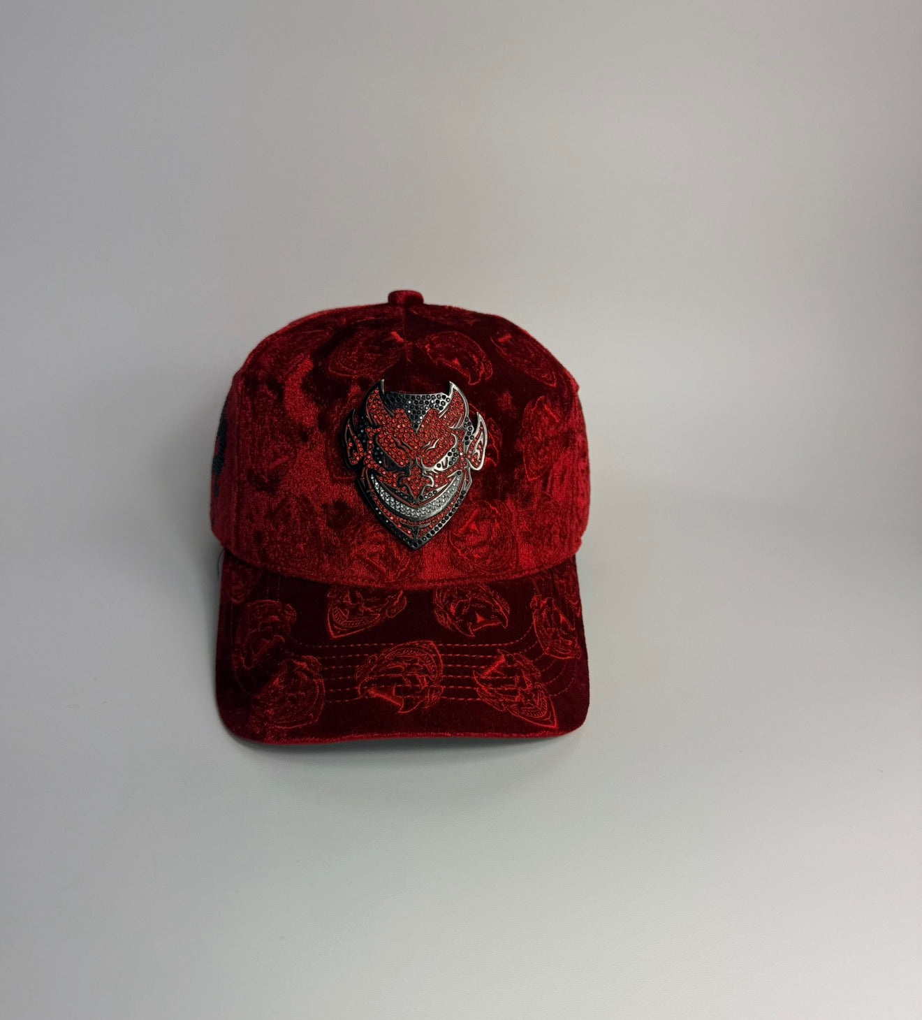 .LUCIFER VERSION 2 RED VELVET SNAPBACK ⚠️ PRE ORDER / PRE VENTA ⚠️