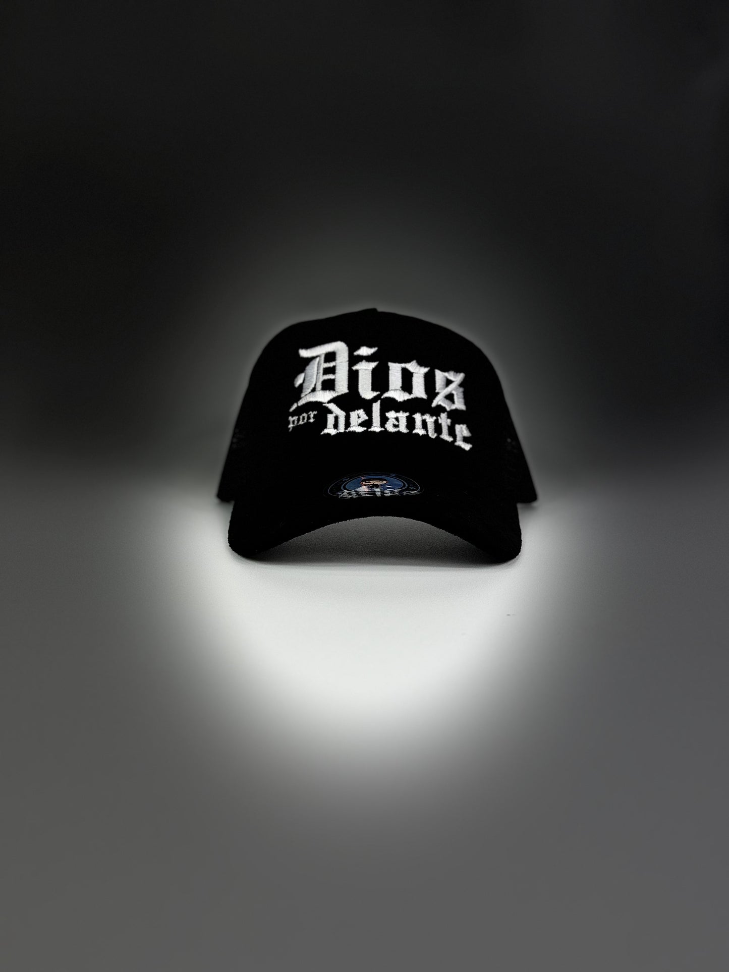 Dios por delante black sued trucker hat