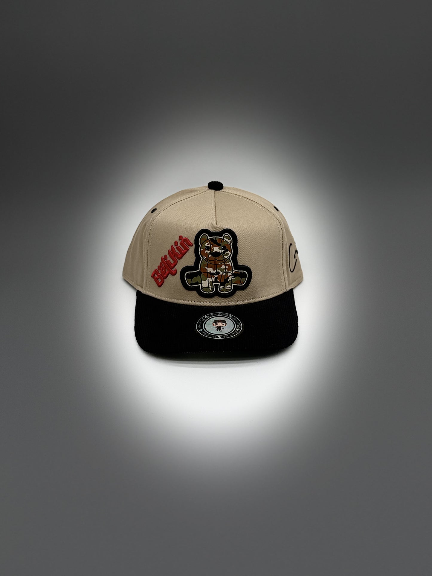 El belikin khaki with black snapback
