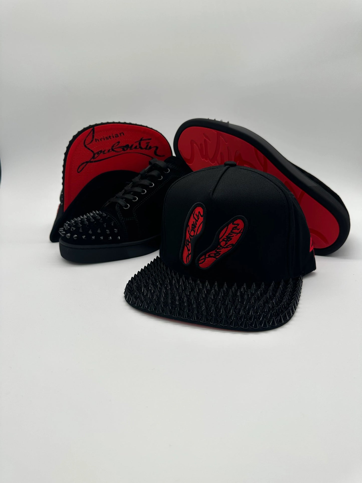 Suela roja con picos