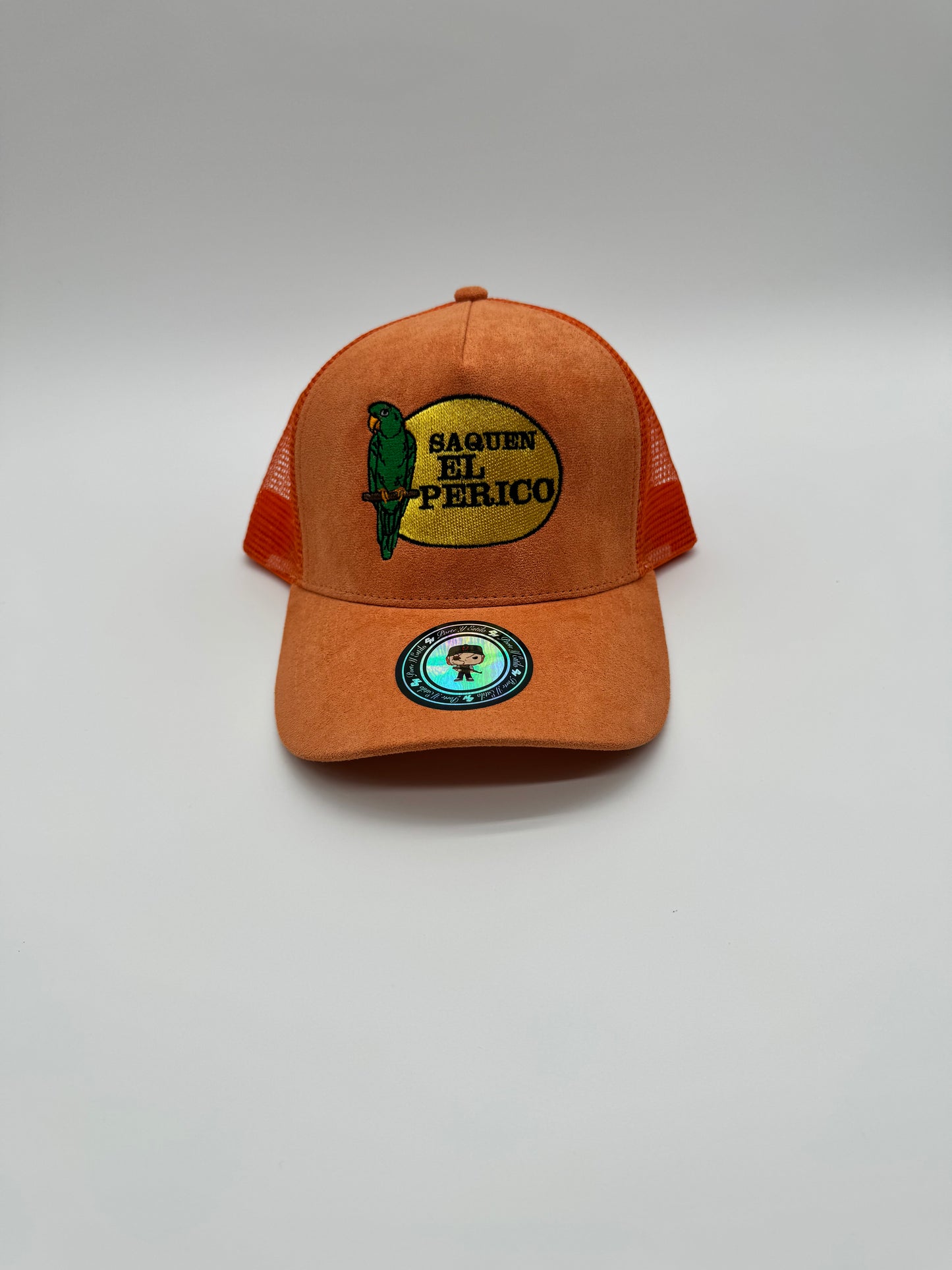 Saquen el perico anaranjada gorra gamuza