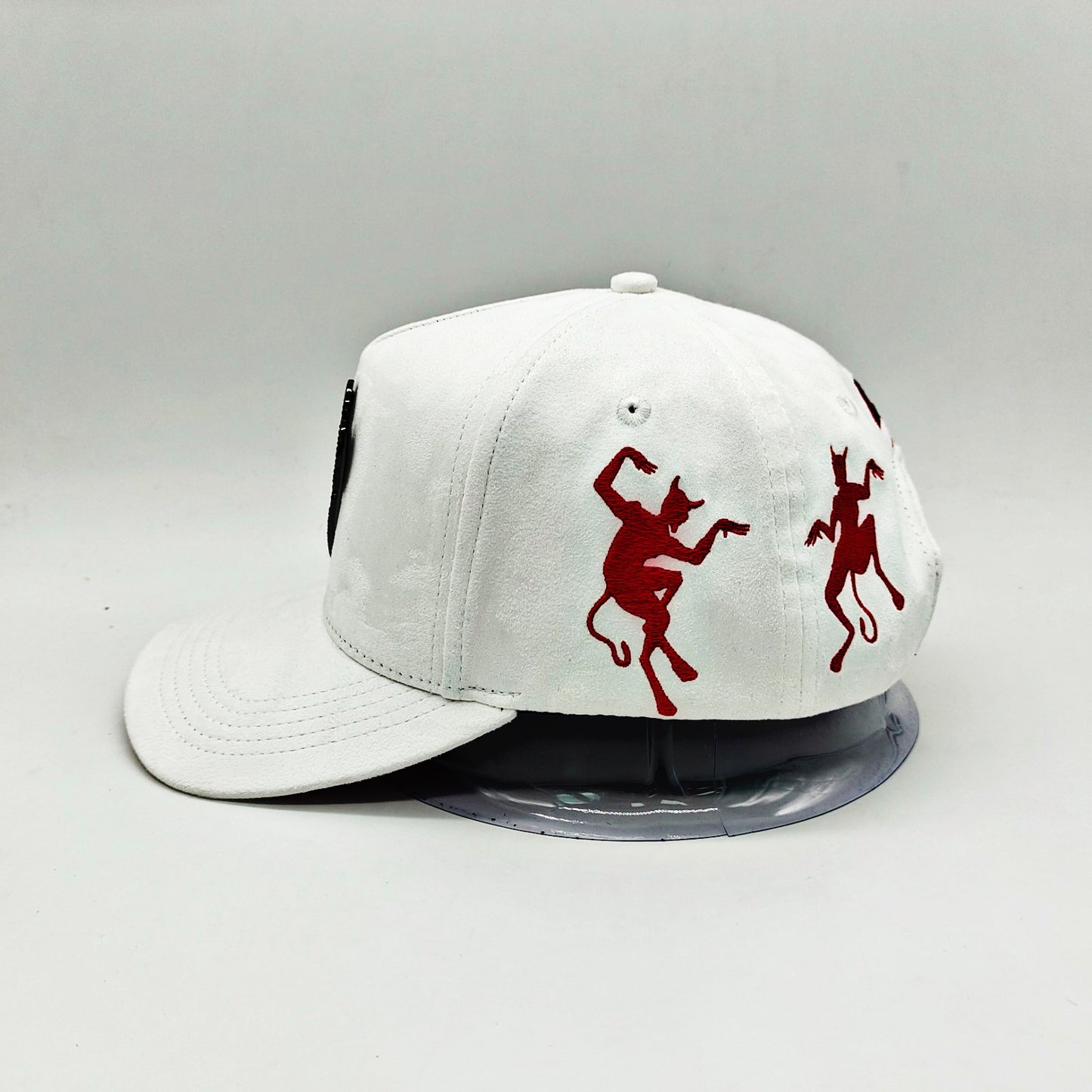 . LUCIFER white suede Snapback ⚠️Pre Orden ⚠️