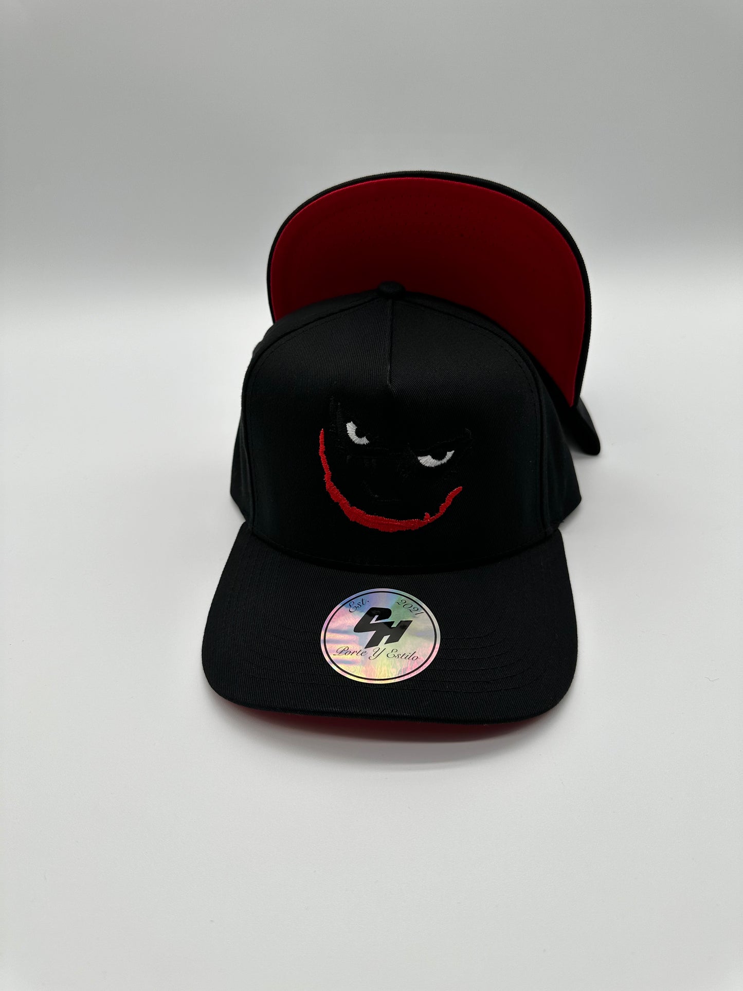 El guason negra suela roja SnapBack