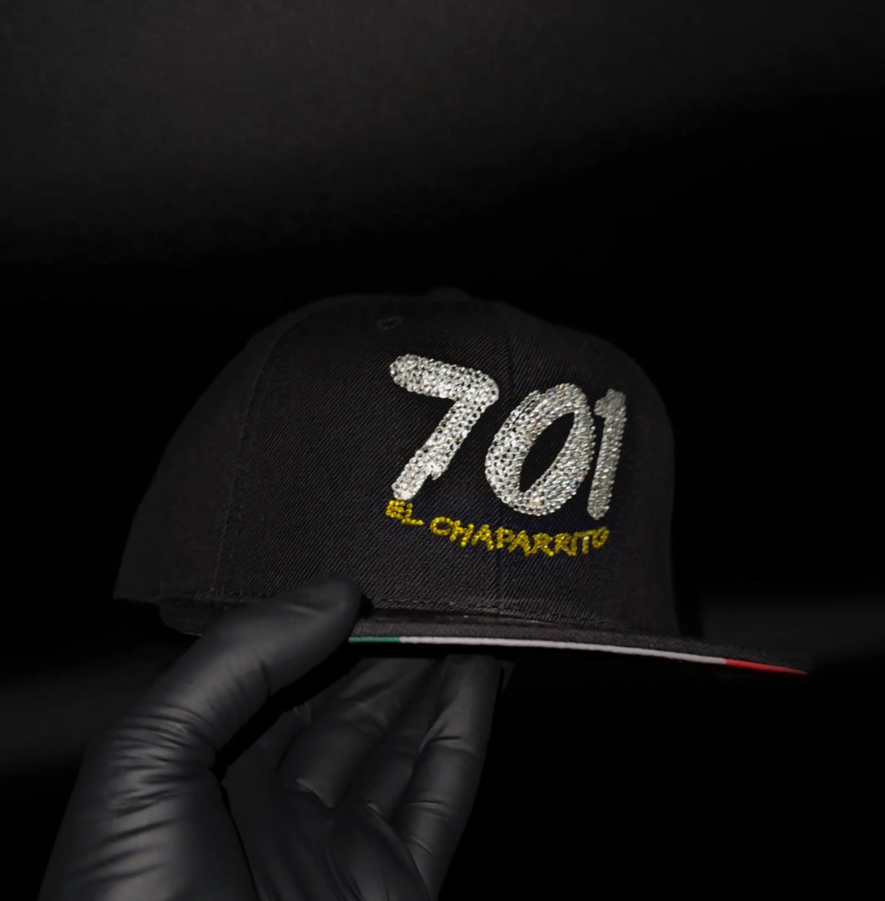 701 diamantada snapback